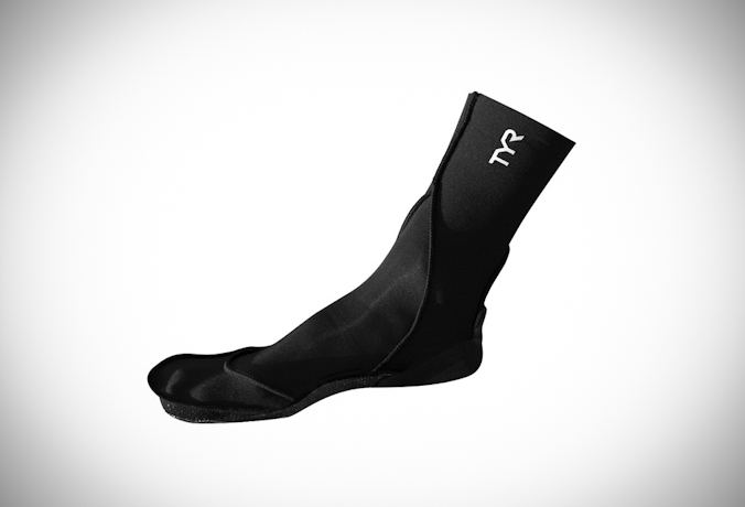 tyr_neoprene_swim_socks